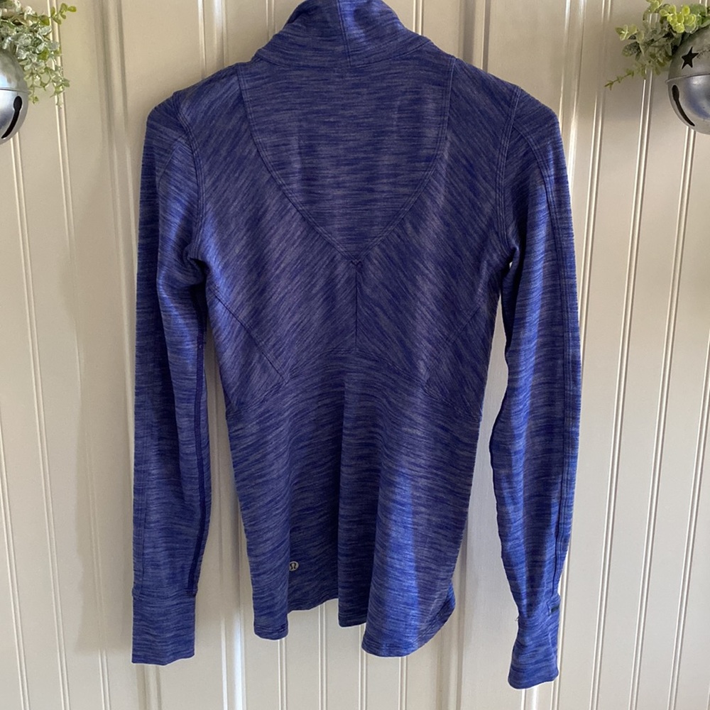 🍋Lululemon Kanto Catch Me
1/2 Zip
Heathered Sapphire Blue - Picture 7 of 15